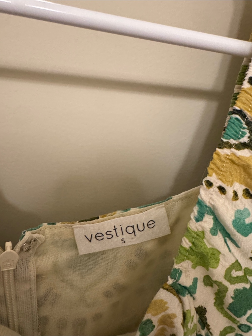 Vestique Green & Yellow Patterned Women’s Puff-Sleeve Dress - Picture 2 of 3